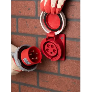 Розетка стационарная внутренняя угловая 4252 3Р+РЕ+N 32А 380В IP67 PROxima