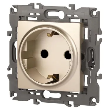 Розетка 2P+E Schuko со шторками, 16А-250В, Эра Elegance, шампань, 14-2102-04