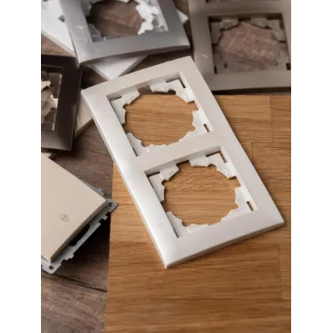 Валенсия Рамка 2-местная жемчуг