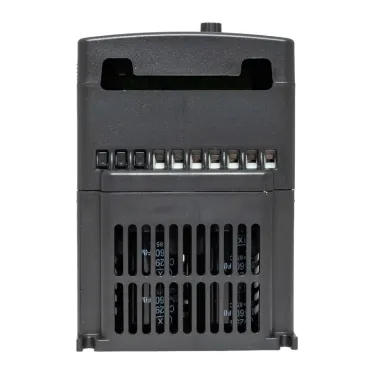 Преобразователь частоты 0.75/1.5кВт 3х400В VECTOR-100