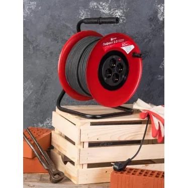 Удлинитель на катушке Гефест 2.0 4 гнезда 50м с заземлением и предохранителем КГ 3x2.5 16А/3.5кВт PROxima