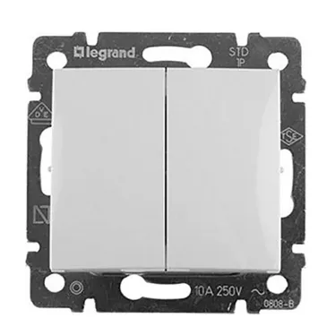 VALENA Переключатель двухклавишный на два направления в рамку белый