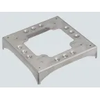 Connect Цоколь для соединения напольного кабель-каналала с 2 перфорациями 85x18мм и 2 вырезами под 90град.130х18мм алюминий