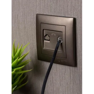 Валенсия лицевая панель розетки Phone 1-местная графит