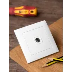 Валенсия розетка телевизионная 1-местная 75Ом 5-862МГц белая