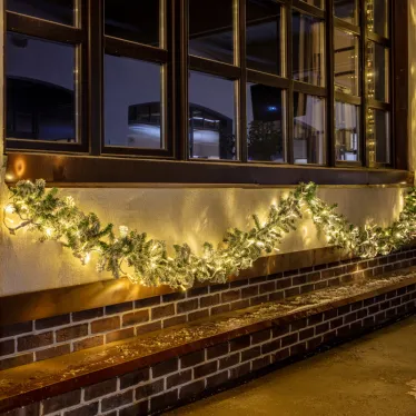 Заснеженный еловый шлейф 2.7 м, Ø 26 см, ПВХ | 307-122 | NEON-NIGHT