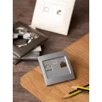 Валенсия лицевая панель розетки RJ-45 1-местная сталь