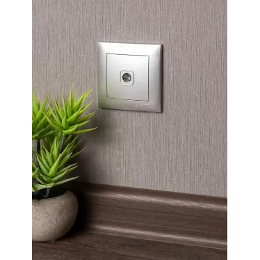 Валенсия лицевая панель розетки TV 1-местная 75Ом 5-862МГц сталь