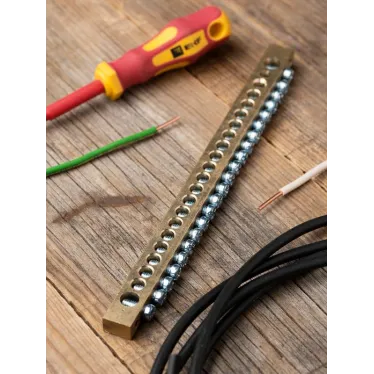 Шина PEN ноль-земля 8х12мм 22 отверстия латунь крепеж по краям PROxima