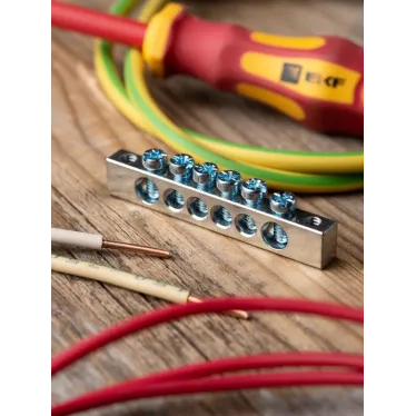 Шина PEN ноль-земля (6x9мм) 6 отв. цинк крепеж по краям