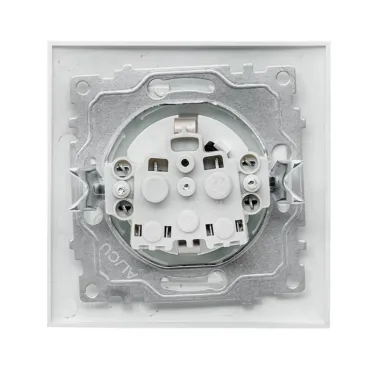 Валенсия розетка 1-местная с/з 16А белая с защ. штор.