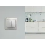 VALENA Выключатель двухклавишный в рамку белый