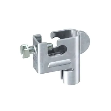 Соединитель бетонного основания с молниеприемником