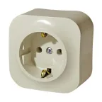 Quteo Розетка с заземлением со шторками наружная бежевая
