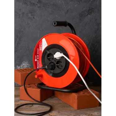 Удлинитель на катушке Атлант 2.0 4 гнезда 30м с заземлением ПВС 3x1.0 10А/2.2кВт PROxima