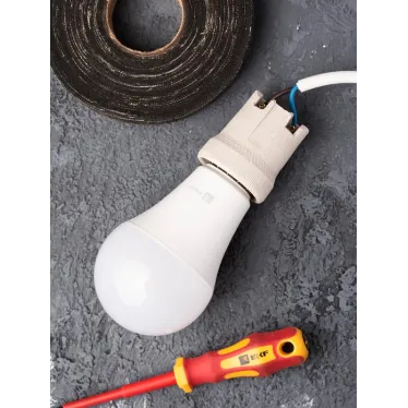 Патрон керамический E27 PROxima