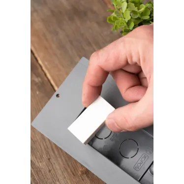 Вставка-заглушка на 1 модуль