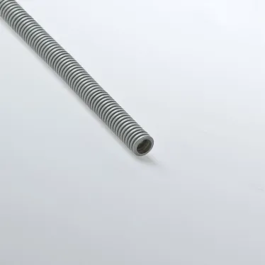 Труба гофрированная 20мм ПВХ легкая с зондом