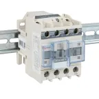 Пускатель магнитный КМЭ 25А катушка управления 380В малогабаритный 1NC