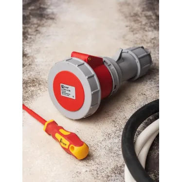 Розетка переносная 2242 3Р+РЕ 32А 380В IP67 PROxima