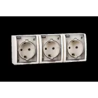 15 Aqua Розетка тройная 2Р+Е Schuko со шторками с крышкой полупр. IP54 16А 250В винт.зажим S15A с.кость