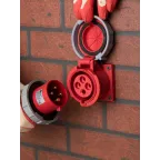 Розетка стационарная внутренняя 3242 3Р+РЕ 32А 380В IP67 PROxima