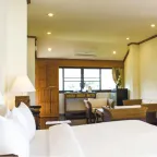 Светильник ИВО-50w G5.3 квадратный черный