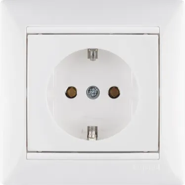 VALENA Розетка с заземлением в рамку белая