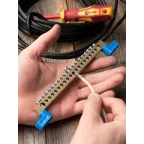 Шина нулевая 8х12мм 125А 20 отверстий 2 изолятора стойка латунь