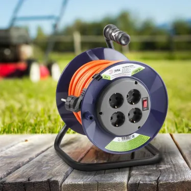 Удлинитель силовой RPx-4es-3х0.75-30m на п. катушке c/з 4 гн 30м ПВС 3х0.75 RPx-4es-3х0.75-30m