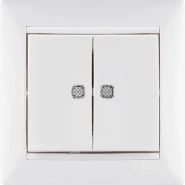 VALENA Рамка 1 пост горизонтальная белая