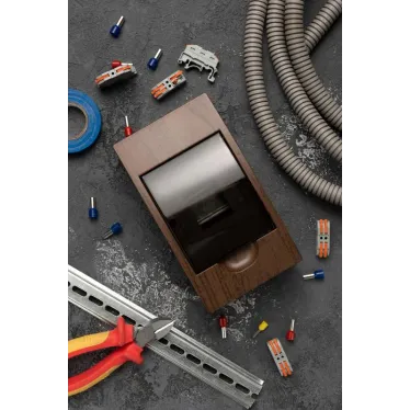 Щит распределительный навесной ЩРН-П- 4 темное дерево IP41 PROxima