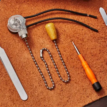 Выключатель для настенного светильника c проводом и деревянным наконечником, Silver, (1шт.) | 06-0242-A | REXANT