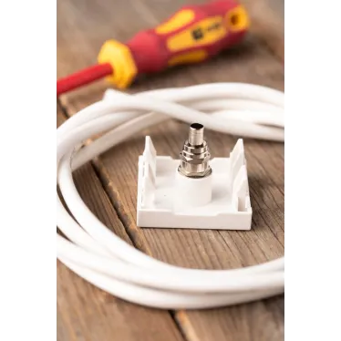 Розетка ТВ (ширина 2 модуля)