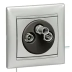 VALENA Розетка телевизионная TV-FM-SAT звезда 1.5дБ алюминий