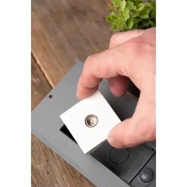 Розетка ТВ (ширина 2 модуля)