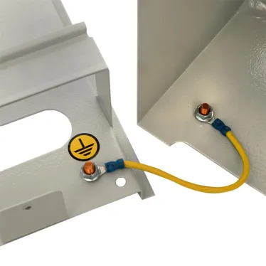 Щит учетно-распределительный навесной ЩУРн-1/6 IP31 300х150х135