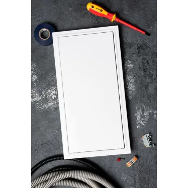 Люк ревизионный пластик с нажимным замком 200х400 Basic