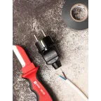 Вилка прямая усиленная с заземлением черная 16А 250В Proxima