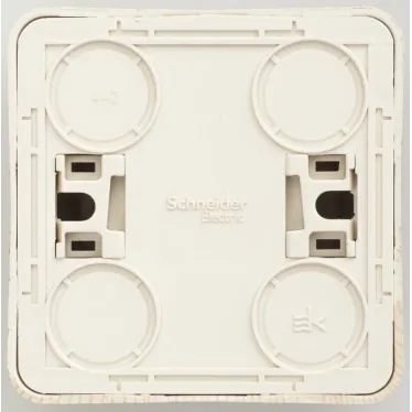 ЭТЮД Розетка наружная без заземления без шторок сосна