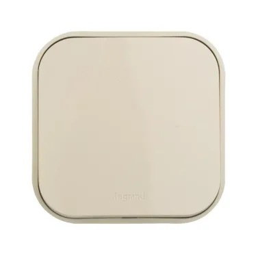 Quteo Кнопка 1 клавиша наружная бежевая 6А