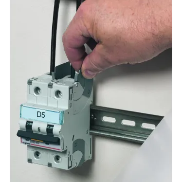 Выключатель автоматический двухполюсный 80А C DX3 10kА/16kА