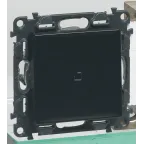 Valena IN MATIC Выключатель 10АХ 250В Безвинтовые зажимы