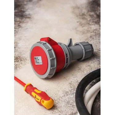 Розетка переносная 2152 3Р+РЕ+N 16А 380В IP67 PROxima