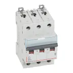 Выключатель автоматический трехполюсный 2А D DX3 6kA/10kA
