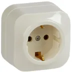 GLORY Розетка одноместная наружная с заземлением кремовая
