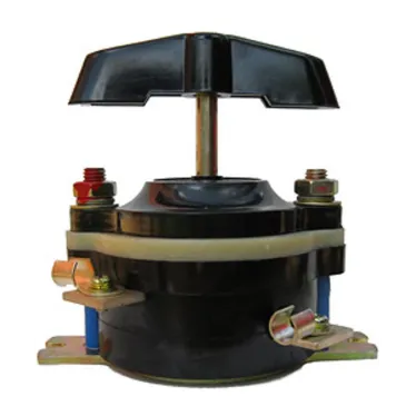 Выключатель пакетный ВП2-100 до 100А на заднюю панель IP00