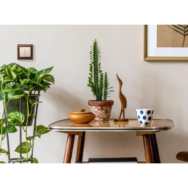 VALENA Выключатель двухклавишный в рамку слоновая кость