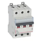 Выключатель автоматический трехполюсный 2А B DX3 6kA/10kA