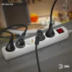 Удлинитель электрический с заземлением с выключателем 5 розеток 5 м ПВС 3x0,75мм2 10А UX-5es-5m ЭРА